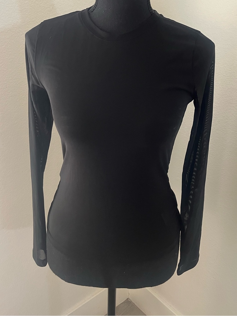 Express Black Long-Sleeve Mesh Panel Tee